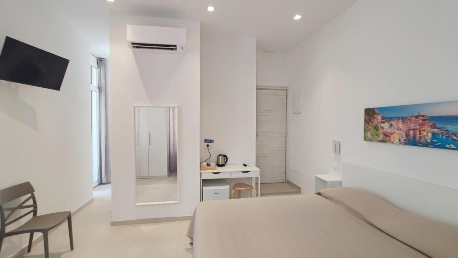 Barby 1 Hotel La Spezia Bagian luar foto
