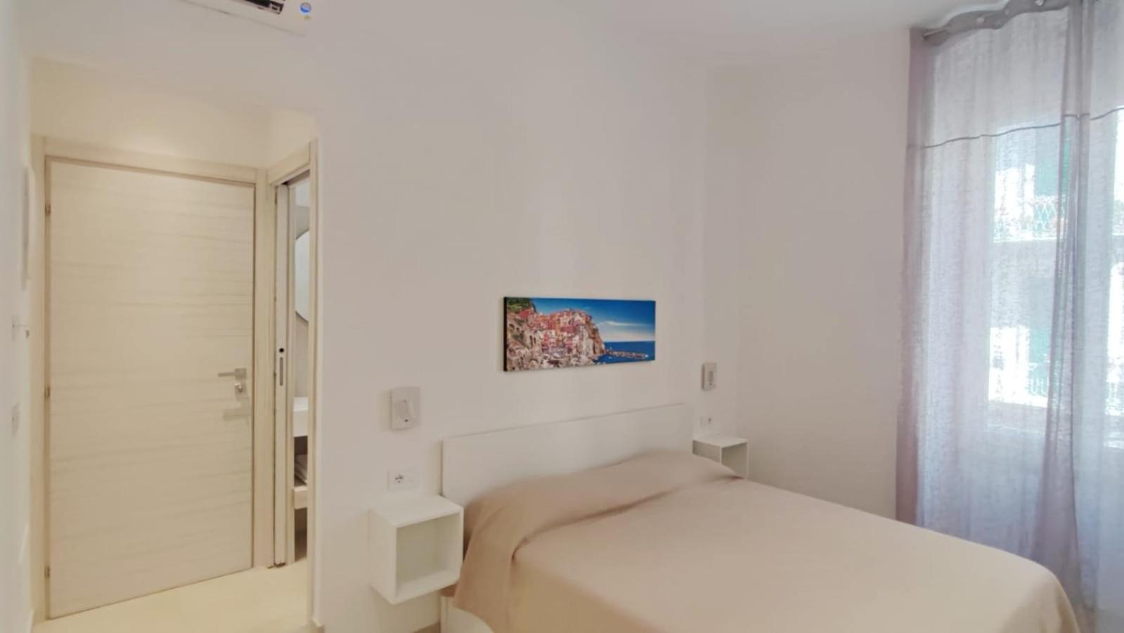 Barby 1 Hotel La Spezia Bagian luar foto